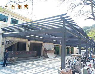 廣州南沙球會鋼結構玻璃雨棚