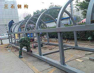 弧形鋼結(jié)構(gòu)電梯井
